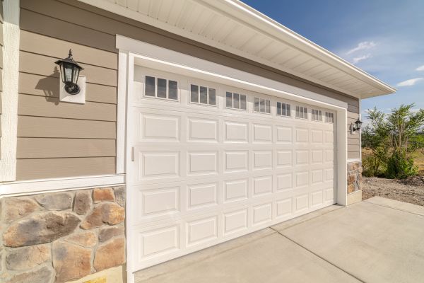 Cost of Garage Lifting in Reston